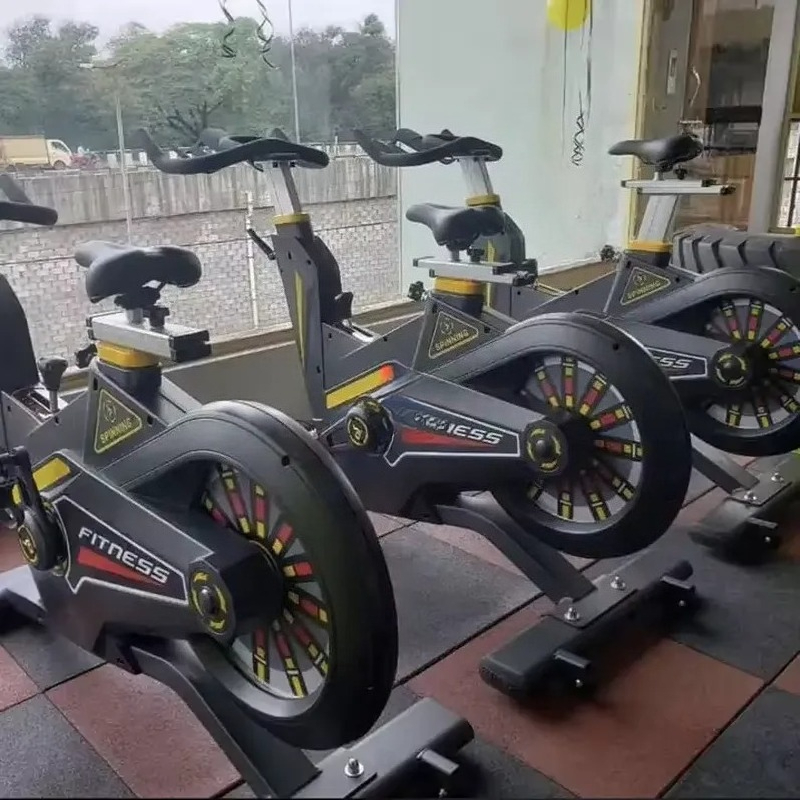 業務用スピニングバイク 室内サイクリングエクササイズバイク  - Home Gym Workout のレビューと価格